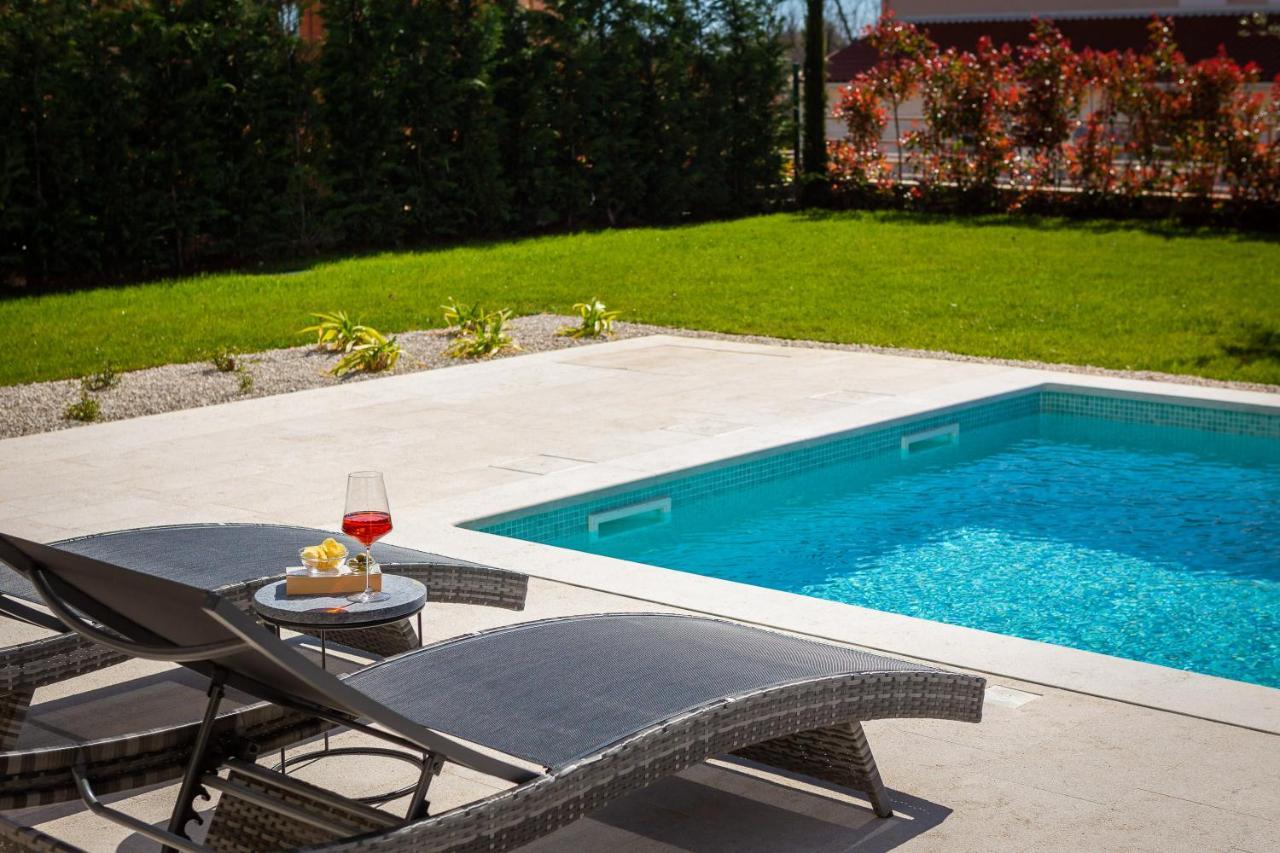 Villa Florence By Ilc-Istria Luxury Collection Brtonigla Exteriör bild