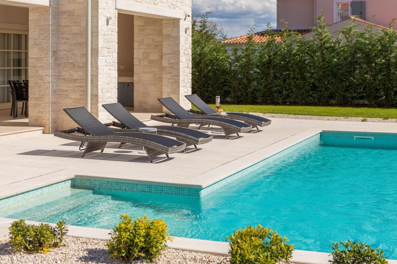 Villa Florence By Ilc-Istria Luxury Collection Brtonigla Exteriör bild